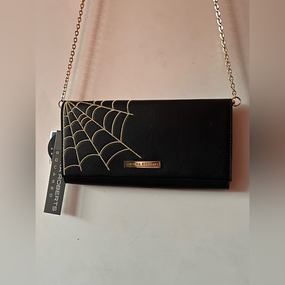 BNWT Sondra Robert’s Squared Spiderweb Black Purse with long gold chain strap - Picture 9 of 12